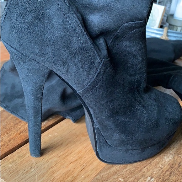 Kardashian Kollection black faux suede boot size9 - Picture 4 of 6